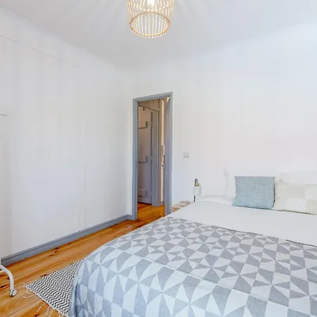 Alfama With Open Air - Up To 30 Guests Appartement *