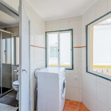 דירה Alfama With Open Air - Up To 30 Guests ליסבון