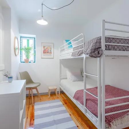 Alfama With Open Air - Up To 30 Guests * ליסבון