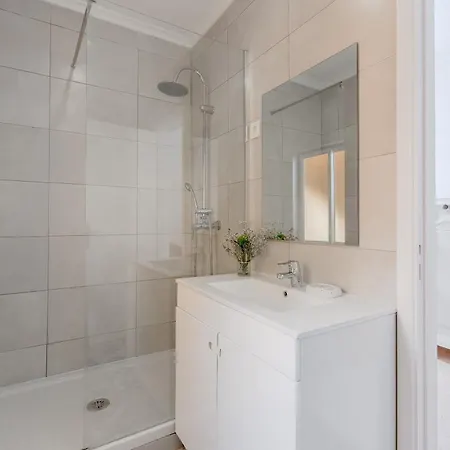 Alfama With Open Air - Up To 30 Guests Appartement Lisboa