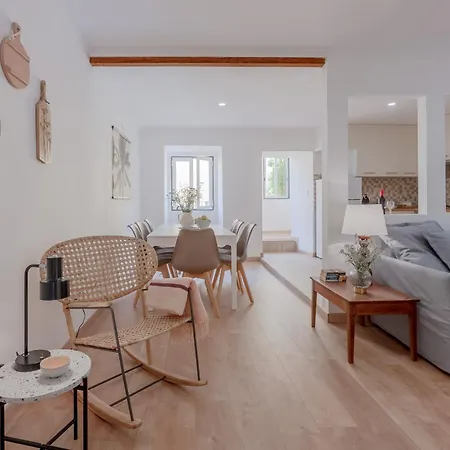 דירה Alfama With Open Air - Up To 30 Guests ליסבון