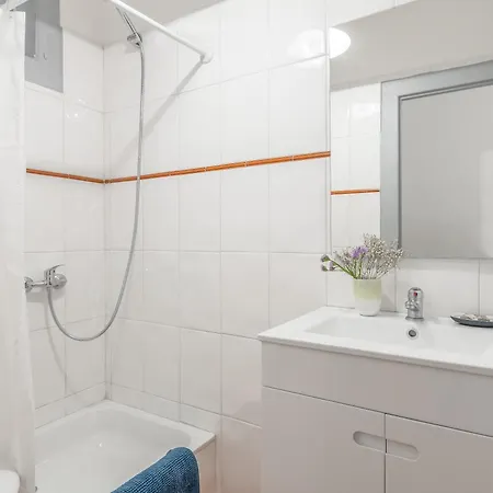 Alfama With Open Air - Up To 30 Guests Lissabon