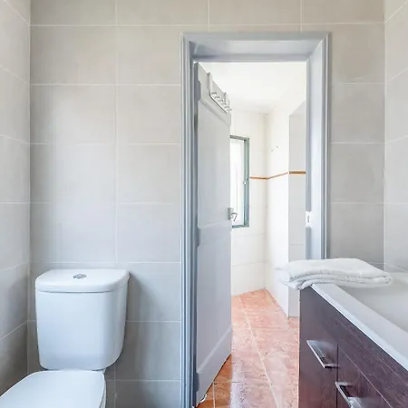 Alfama With Open Air - Up To 30 Guests Lissabon