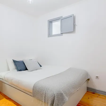 Alfama With Open Air - Up To 30 Guests *