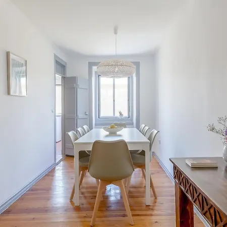 Alfama With Open Air - Up To 30 Guests Lissabon