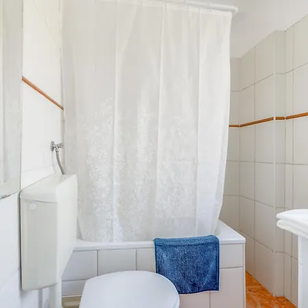 Alfama With Open Air - Up To 30 Guests