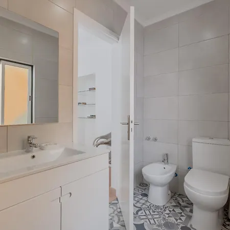 Alfama With Open Air - Up To 30 Guests Apartman Lisboa